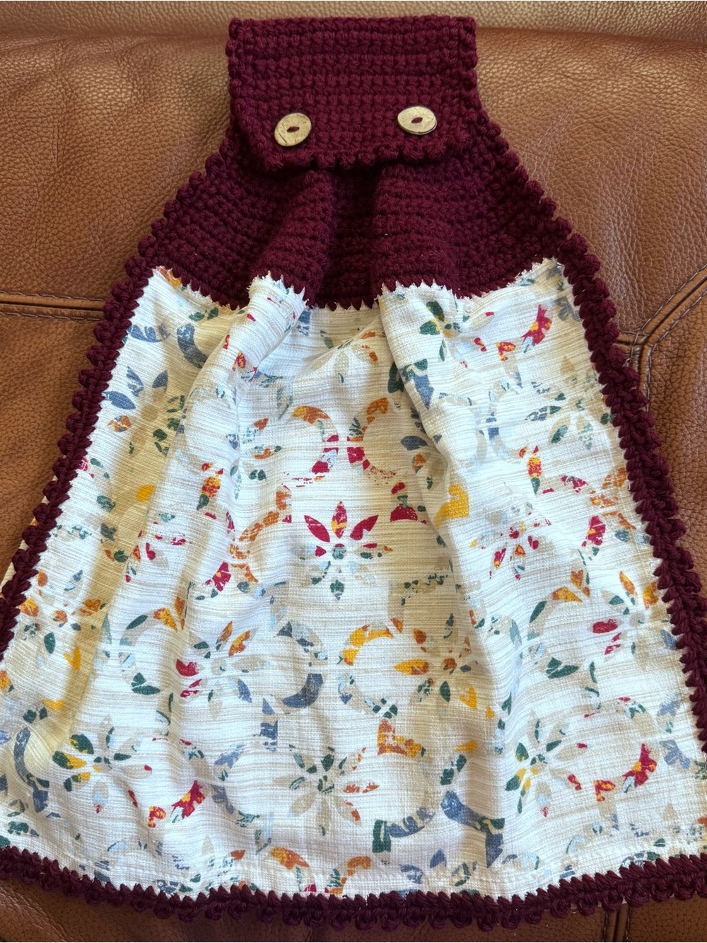Cream Floral Hanging Tea Towel Maroon Ruffle Crochet Picot Edge Coconut Buttons